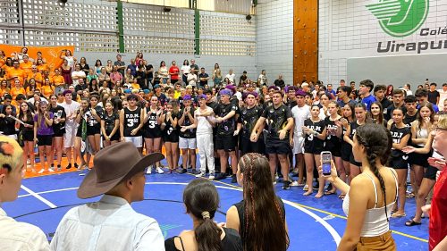 Estudantes do 3º ano esperam a divulgação do resultado da Gincana Uirapuru 2026